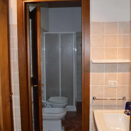 In Asciano/toskana 24106 Apartmán *
